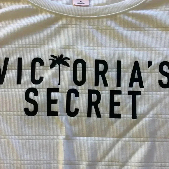 Victoria’s Secret - Picture 4 of 6